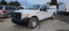 2014 Ford F-150 4x4 - 4 Doors - Tow package!