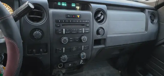 2014 Ford F-150 4x4 - 4 Doors - Tow package! - Photo 15