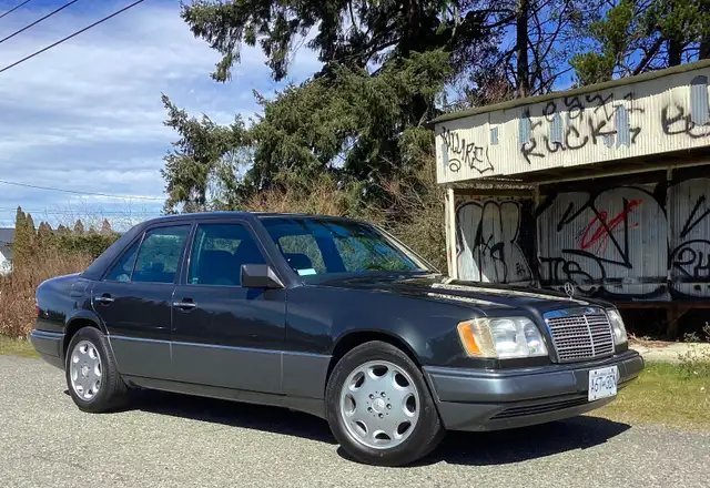 Beautiful 1994 Mercedes Benz E420 W124 Series - Photo 3