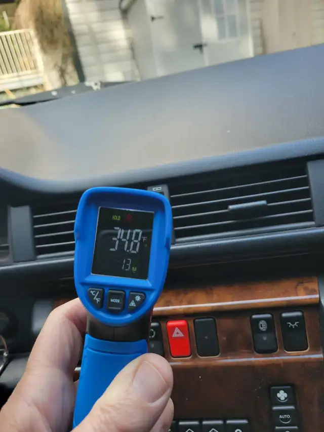 Beautiful 1994 Mercedes Benz E420 W124 Series - Photo 4