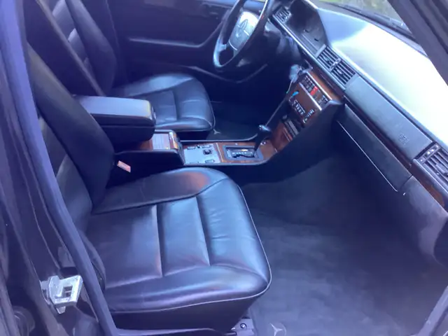 Beautiful 1994 Mercedes Benz E420 W124 Series - Photo 5