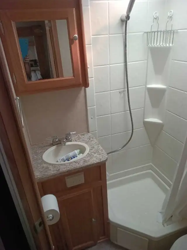 Starcraft toyhauler - Photo 3