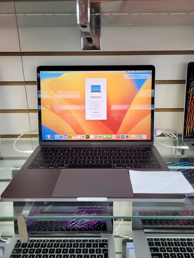 macbook pro 2018 16gb de memoire