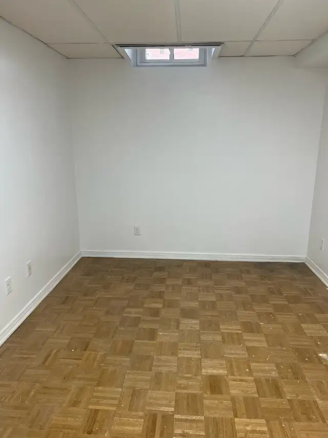 Room available for girls - Photo 2