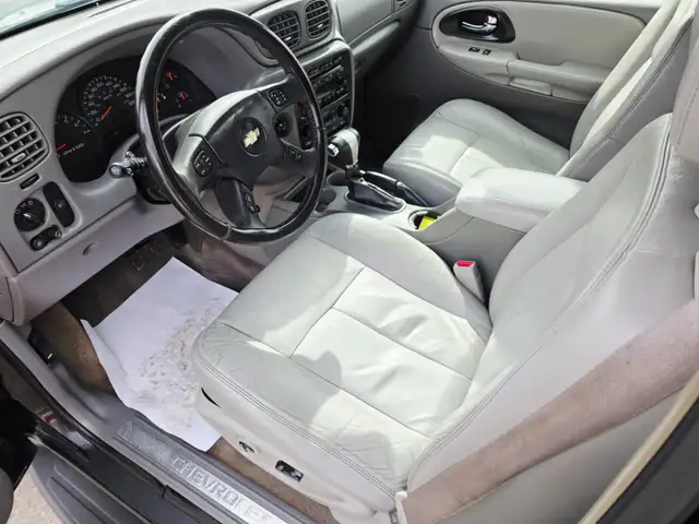 2005 Chevrolet TrailBlazer 4x4 Low Mileage Leather Seats One Own - Photo 8