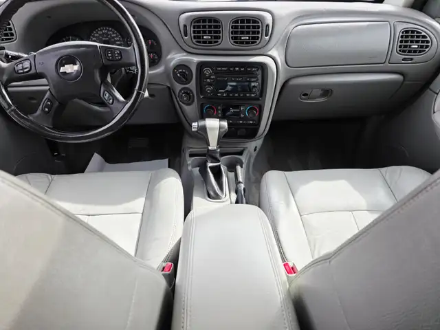 2005 Chevrolet TrailBlazer 4x4 Low Mileage Leather Seats One Own - Photo 12