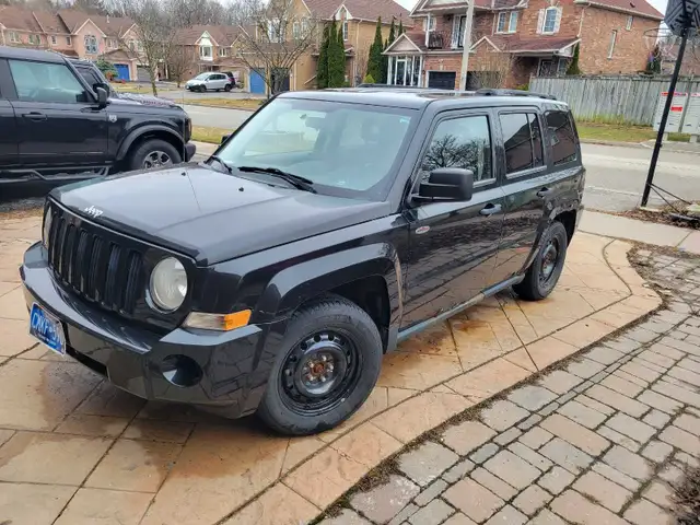 2009 Jeep Patriot North 4x4 Runs great!