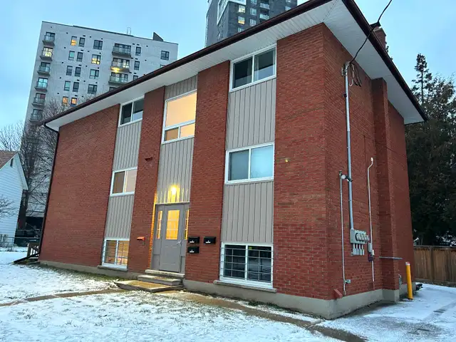 ATTENTION STUDENTS RENTING FOR SEPTEMBER 2026 - Photo 2