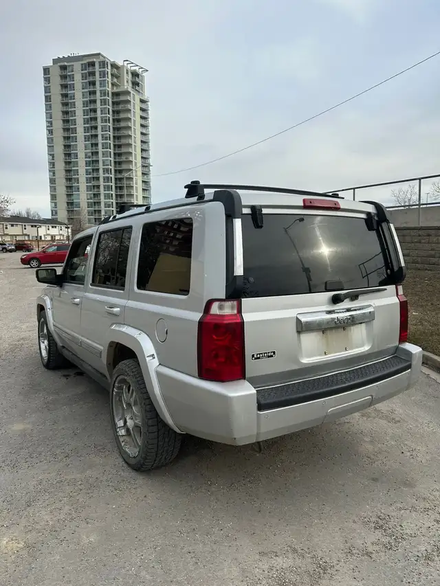 2006 jeep commander - Photo 5