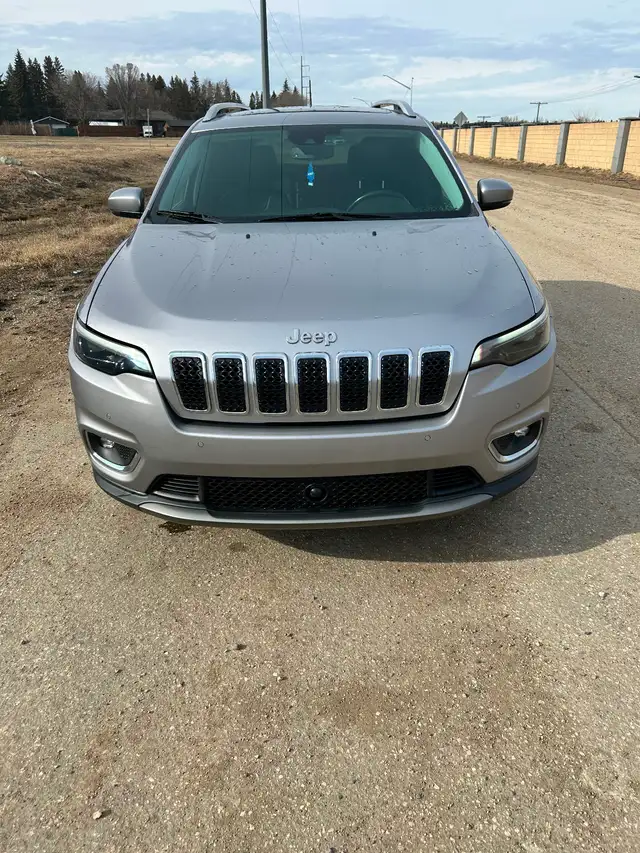 Jeep Cherokee Limited - Photo 2