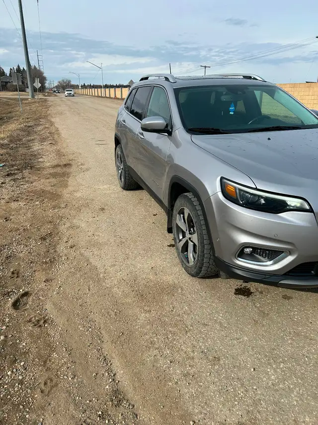 Jeep Cherokee Limited - Photo 3