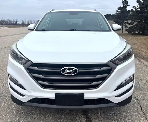 2016 Hyundai Tucson GLS AWD 1.6T LOCAL TRADE - NO ACCIDENTS - Photo 3