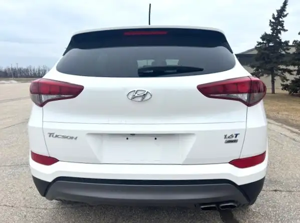 2016 Hyundai Tucson GLS AWD 1.6T LOCAL TRADE - NO ACCIDENTS - Photo 4