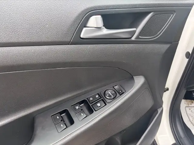 2016 Hyundai Tucson GLS AWD 1.6T LOCAL TRADE - NO ACCIDENTS - Photo 15