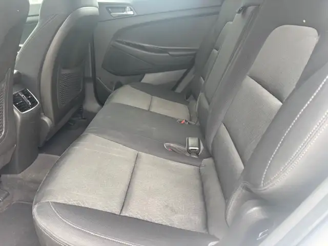 2016 Hyundai Tucson GLS AWD 1.6T LOCAL TRADE - NO ACCIDENTS - Photo 16