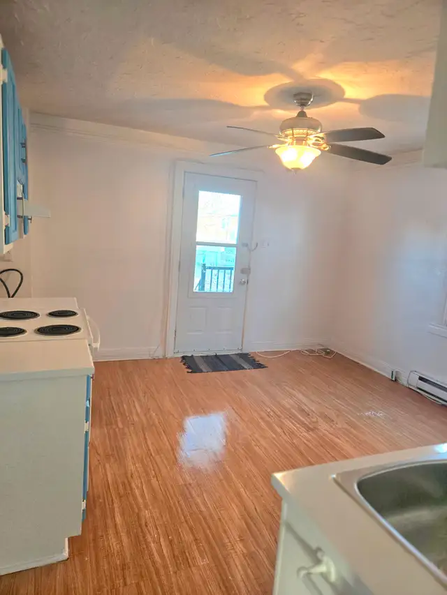 4 1/2 Parking  Utilities - Photo 8