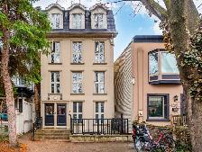 BEAUTIFUL 1BR BRAND NEW COACH HOUSE IN HARBORD VILLAGE!