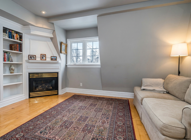 BEAUTIFUL 1BR BRAND NEW COACH HOUSE IN HARBORD VILLAGE! - Photo 5