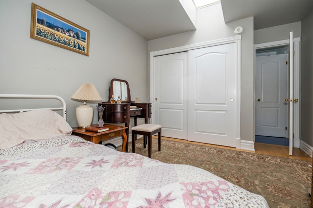 BEAUTIFUL 1BR BRAND NEW COACH HOUSE IN HARBORD VILLAGE! - Photo 8