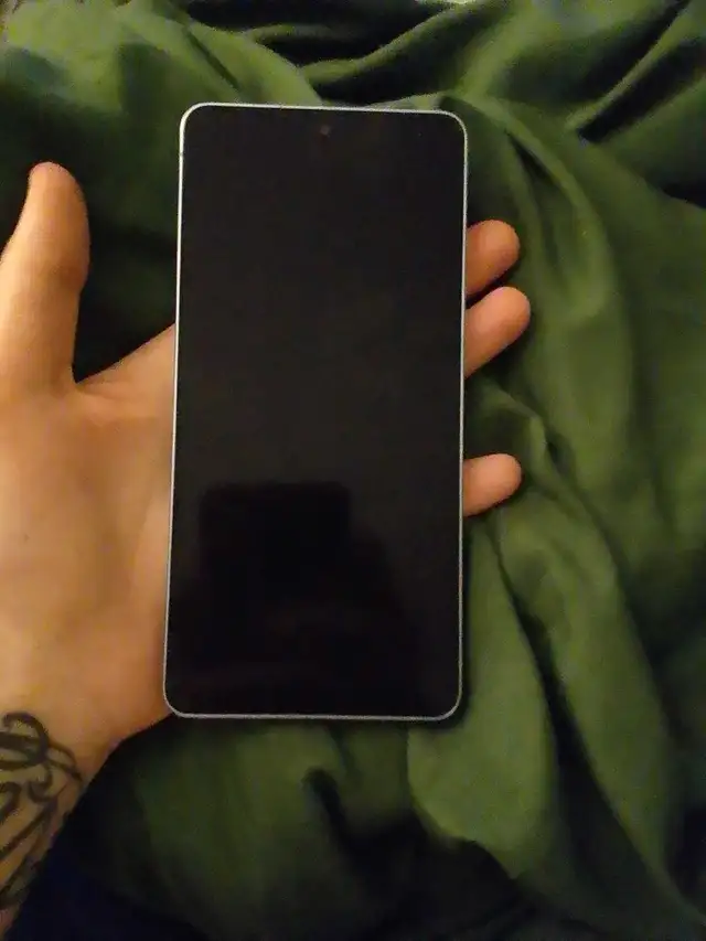 Samsung s26 for sale