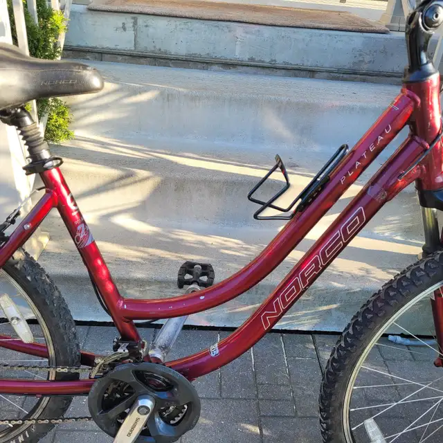 Norco Plateau step-through Mountain bike - Photo 3