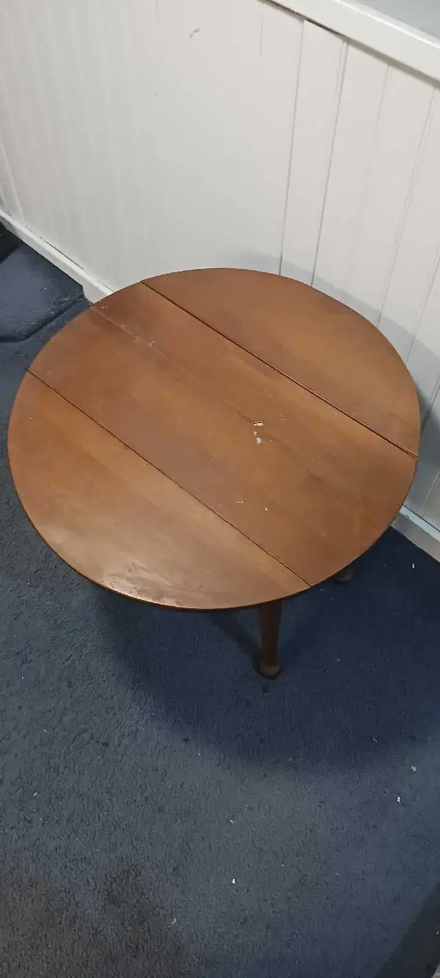 Small folding Table - Photo 2