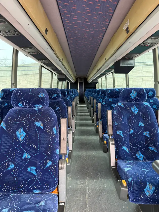 Prevost bus for sale. - Photo 5