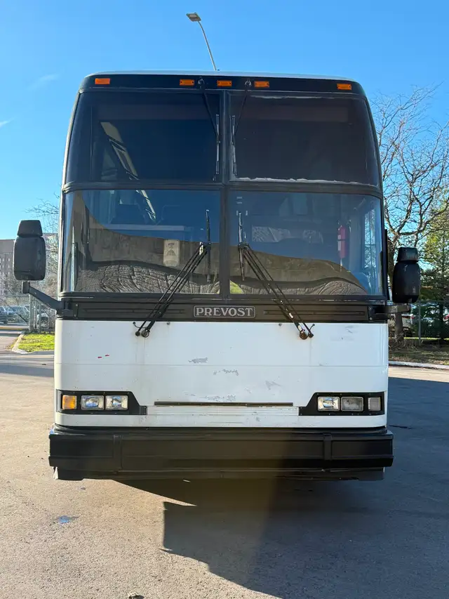 Prevost bus for sale. - Photo 7