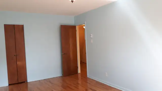 Spacious  5 1 / 2  in Saint Leonard - St Leonard near Anjou - Photo 7