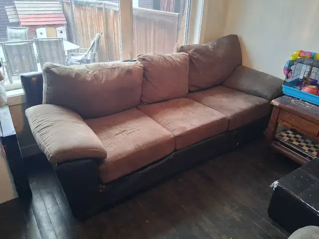 Free Couch Set