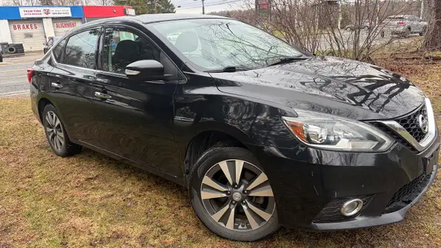 2016 Nissan Sentra S - Photo 2