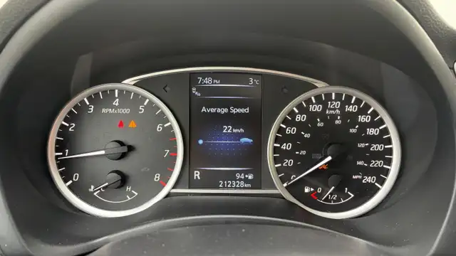 2016 Nissan Sentra S - Photo 11