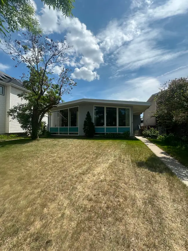 2 Bedroom Upper Suite for Rent – 5 mins from UofC! - Photo 10