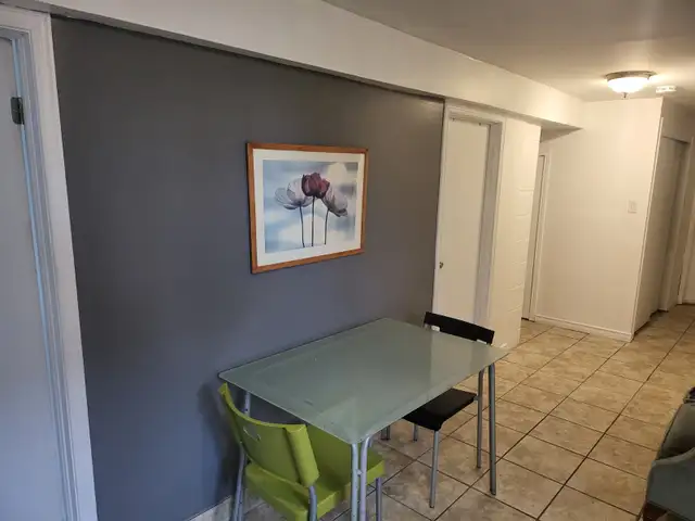 Room for Rent Near MacMaster University - Photo 7