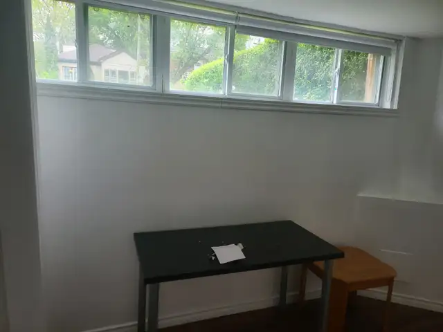 Room for Rent Near MacMaster University - Photo 8
