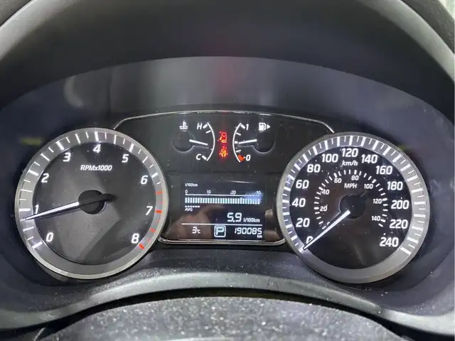 2013 NISSAN SENTRA  ( AS TRADE ) - Photo 11