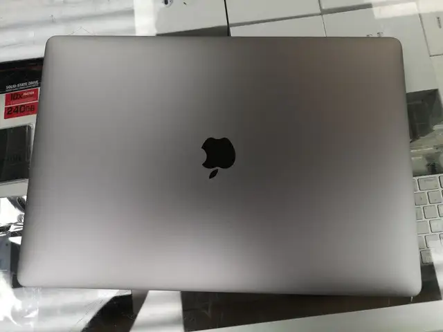 MacBook Pro (16-Pouces)