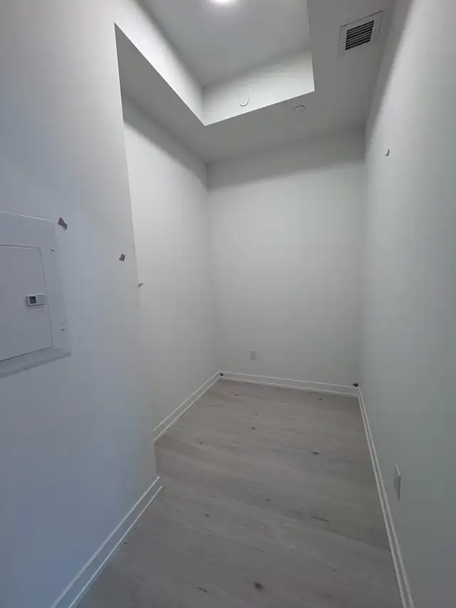 1 bedtoom plus den condo - Photo 6