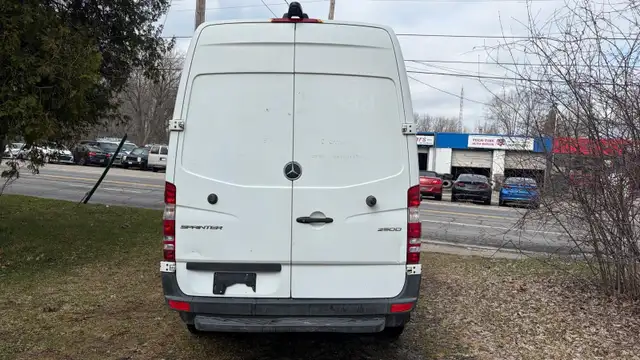 2018 Mercedes-Benz Sprinter Cargo Van 2500 - Photo 5