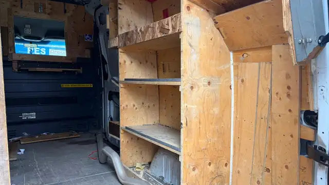 2018 Mercedes-Benz Sprinter Cargo Van 2500 - Photo 9