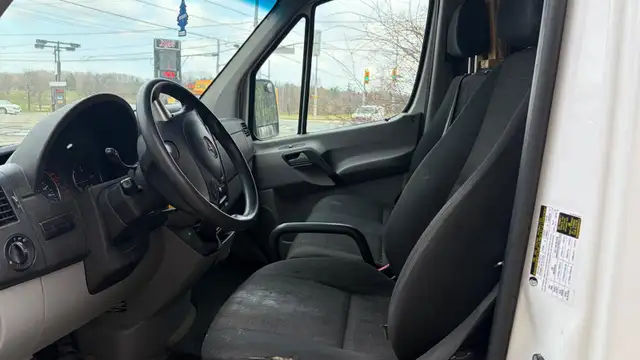 2018 Mercedes-Benz Sprinter Cargo Van 2500 - Photo 11