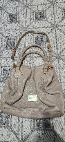 Excellent condition Marc Jacobs medium beige purse