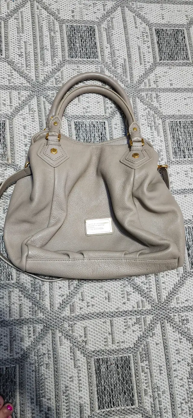 Excellent condition Marc Jacobs medium beige purse - Photo 4