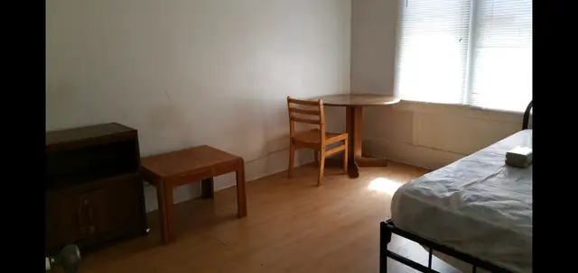 Downtown private nice room  for rent - Photo 7