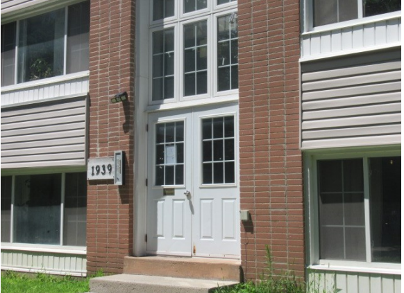 BEAUTIFUL RENOV. 2 BDR APT. - HEAT INCL. - IMMED., APR. OR MAY 1 - Photo 7