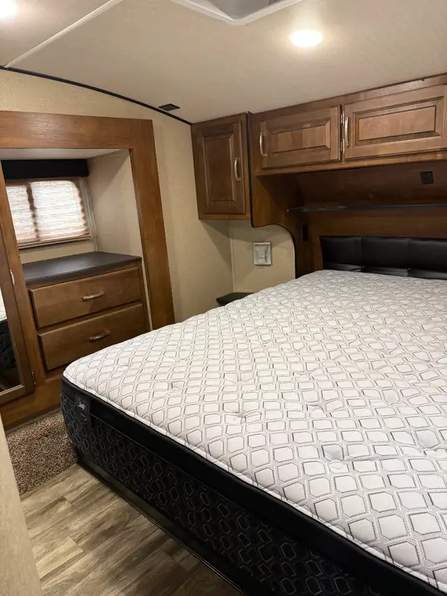 2019 Grand Design Reflection 28BH - Photo 11