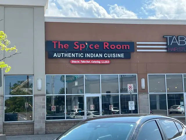 urgentally hiring Tandoori and curry cook/ Kitchen helper