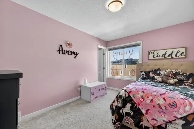 NO REAR NEIGHBOURS/ CLOSE TO PARKS/SCHOOLS /QUICK POSSESSION - Photo 9