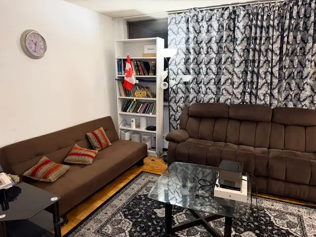 UTSC private room for rent - Photo 6