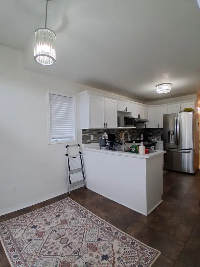 Female Only Rental | All-Inclusive Rooms Available for May 1st - Photo 4